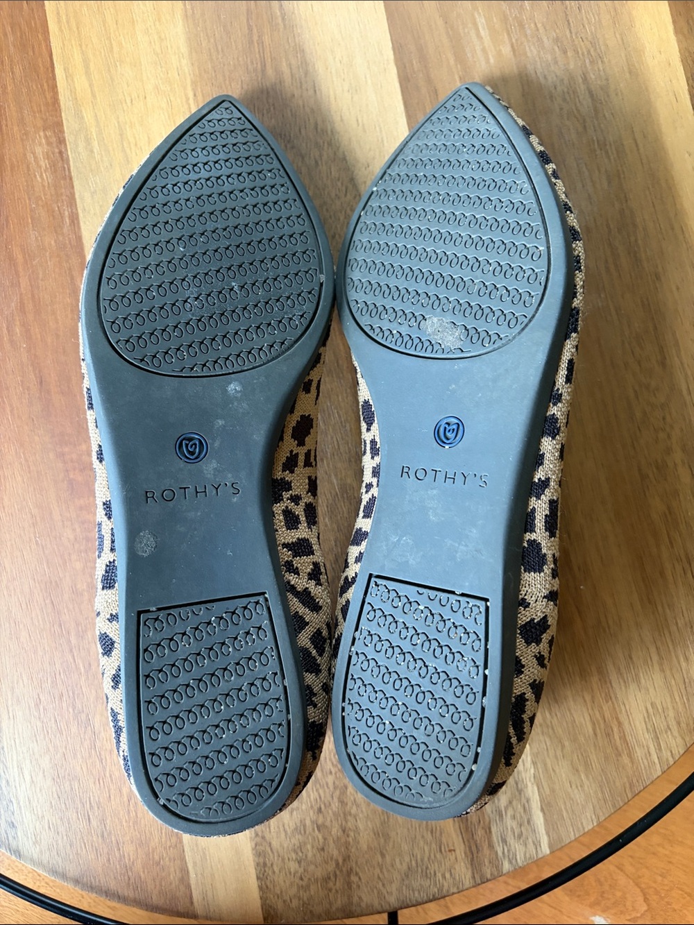 Rothy's The Point Cheetah Leopard Knit Flats in Tan and Black Size 7.5 - Picture 4 of 4